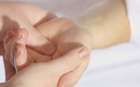 hands massage blog