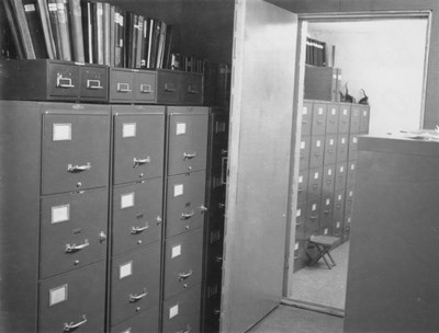 Vault in 1956